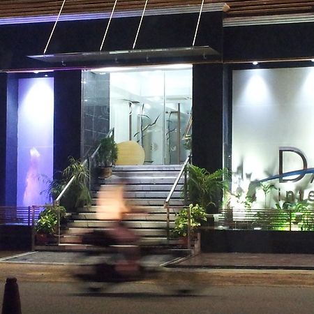 Hotel Dayal International, จัมเชดปูร์ ภายนอก รูปภาพ